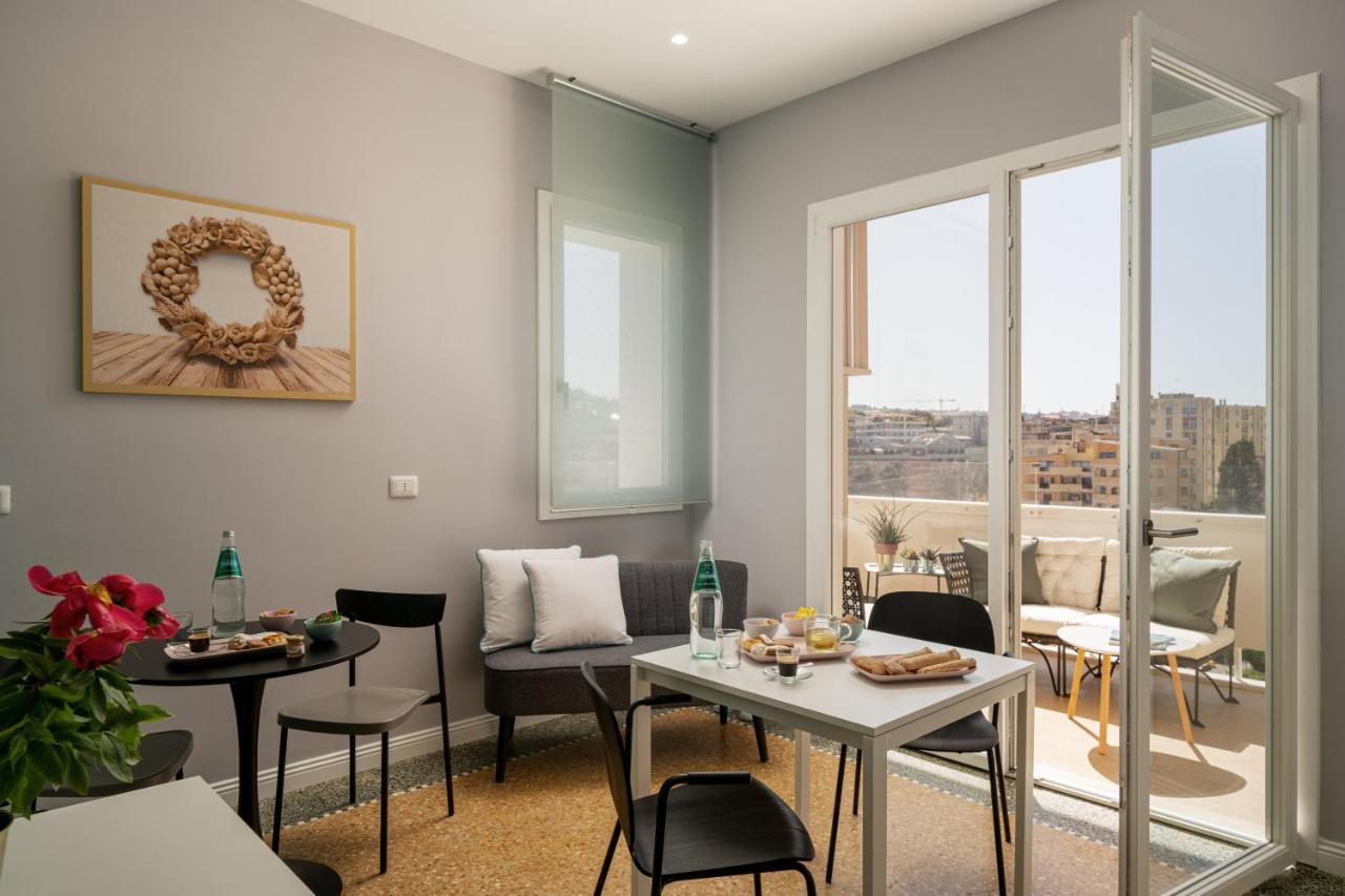 Nue Suites Sassari Buitenkant foto