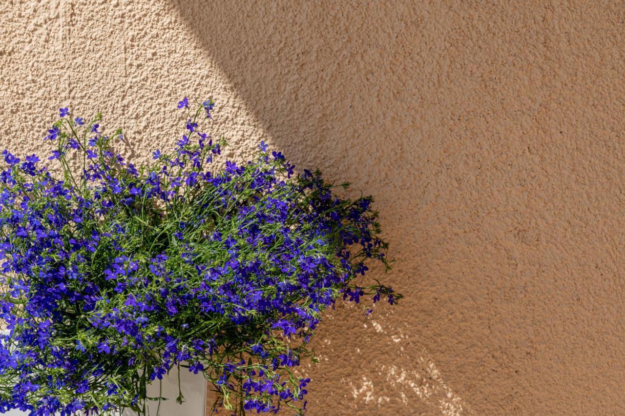 Nue Suites Sassari Buitenkant foto